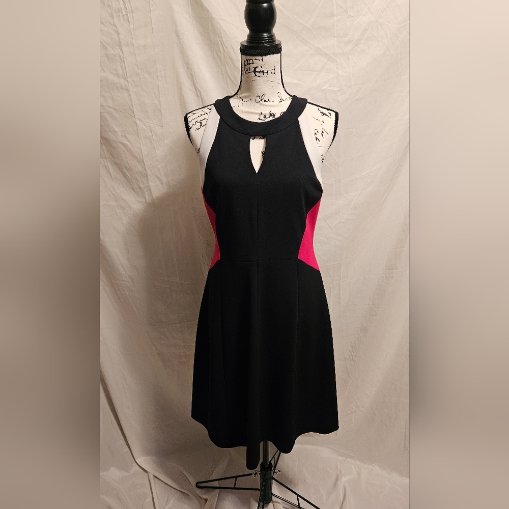 Tommy Hilfiger Black/Red Color Block Dress. Size 10. Halter Neckline, Sleeveless